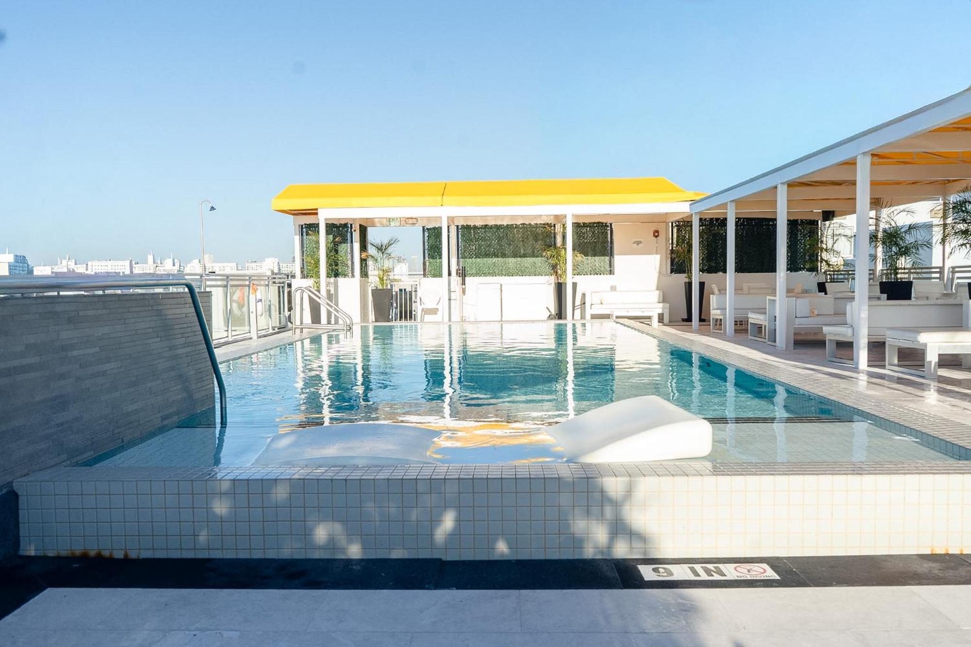 Leslie Hotel Ocean Drive — Foto 2